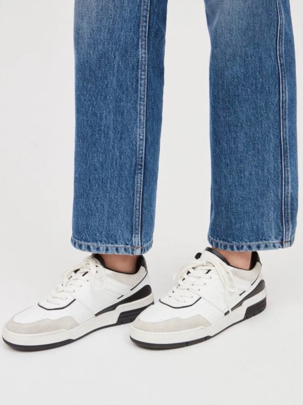 Women's White & Green Low-Top Casual Sneakers